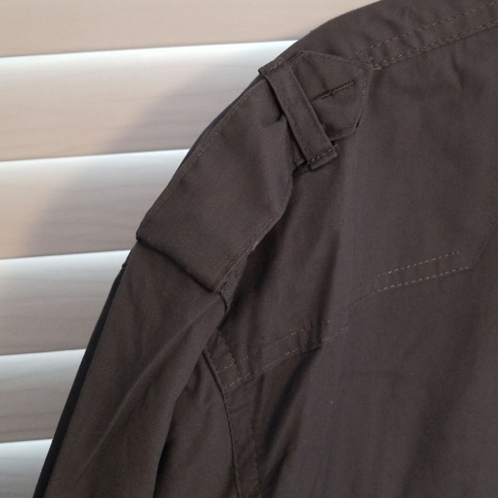 Ecko Means Button Down - image 4